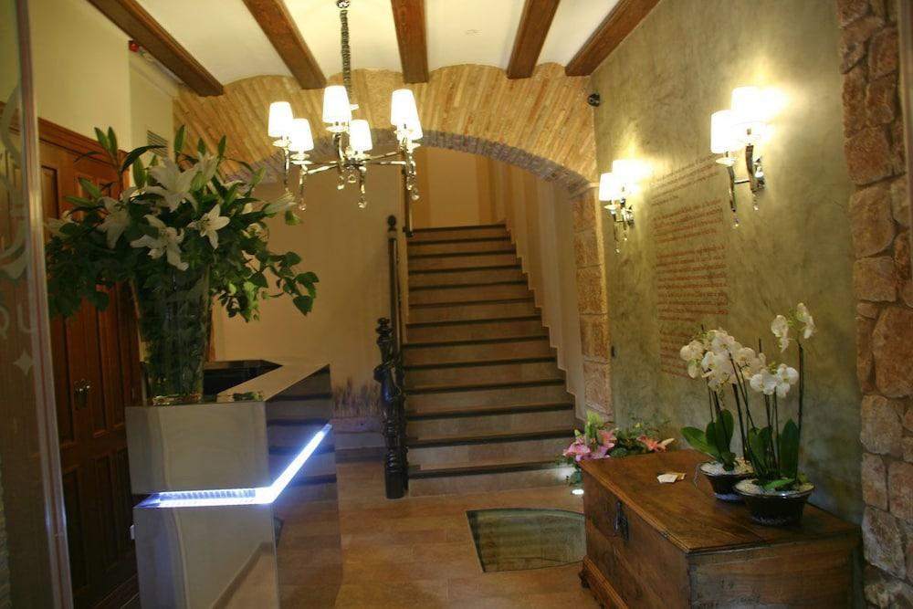 Hotel Castillo De アルケサル エクステリア 写真