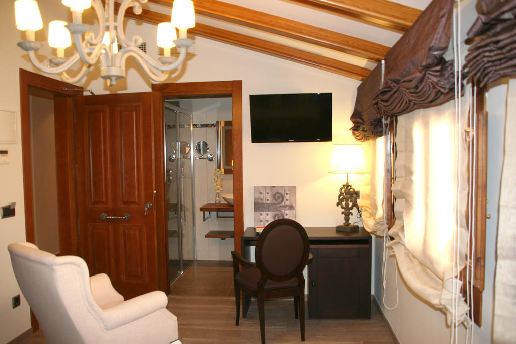 Hotel Castillo De アルケサル 部屋 写真