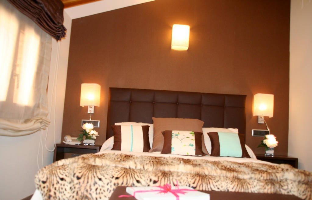Hotel Castillo De アルケサル 部屋 写真