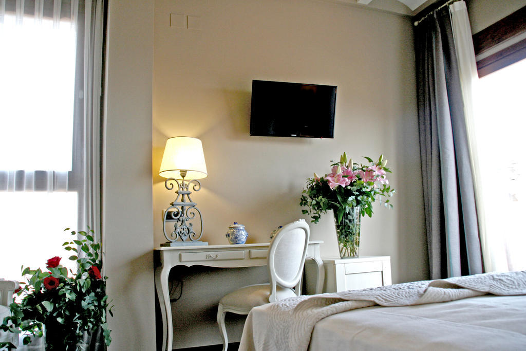 Hotel Castillo De アルケサル 部屋 写真